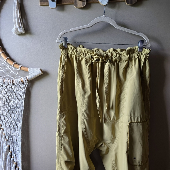 Free People Movement Spring Trekker Utility Pants Sage Khaki Nwot - Picture 5 of 8